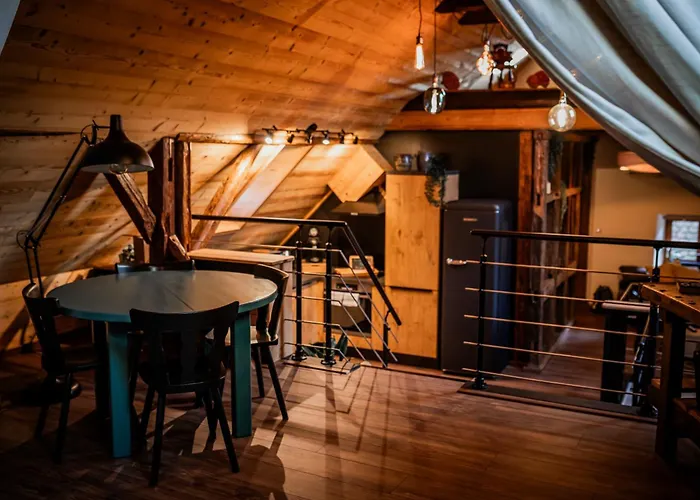 Des Alsaciennes - De 400 Ans D'histoire Dachstein